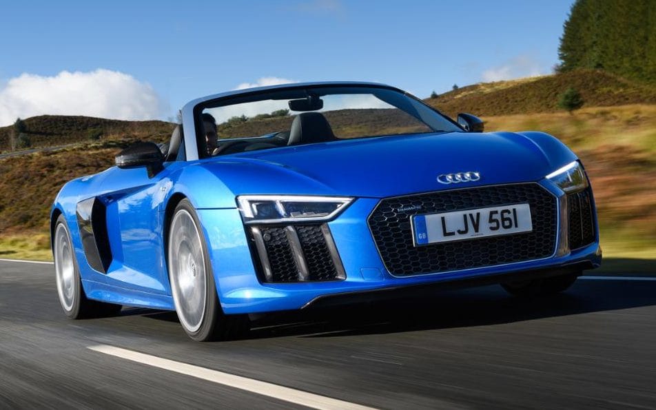 Audi r8 Spyder РіРѕР»СѓР±РѕР№